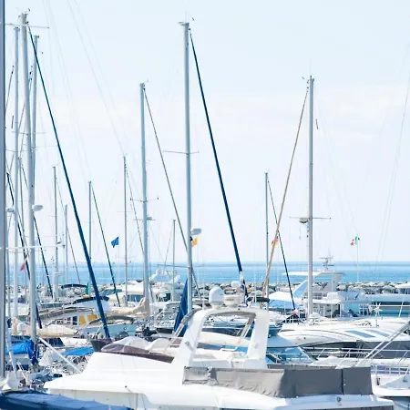 Sur Le Port, 3 Cham, Parking Apartament