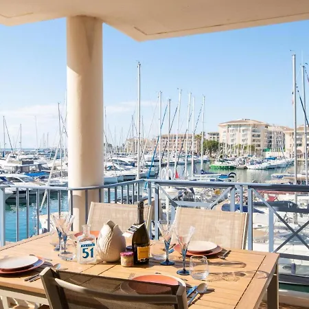 Apartament Sur Le Port, 3 Cham, Parking