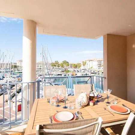 Apartament Sur Le Port, 3 Cham, Parking Fréjus