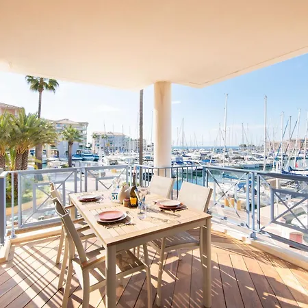 Apartament Sur Le Port, 3 Cham, Parking